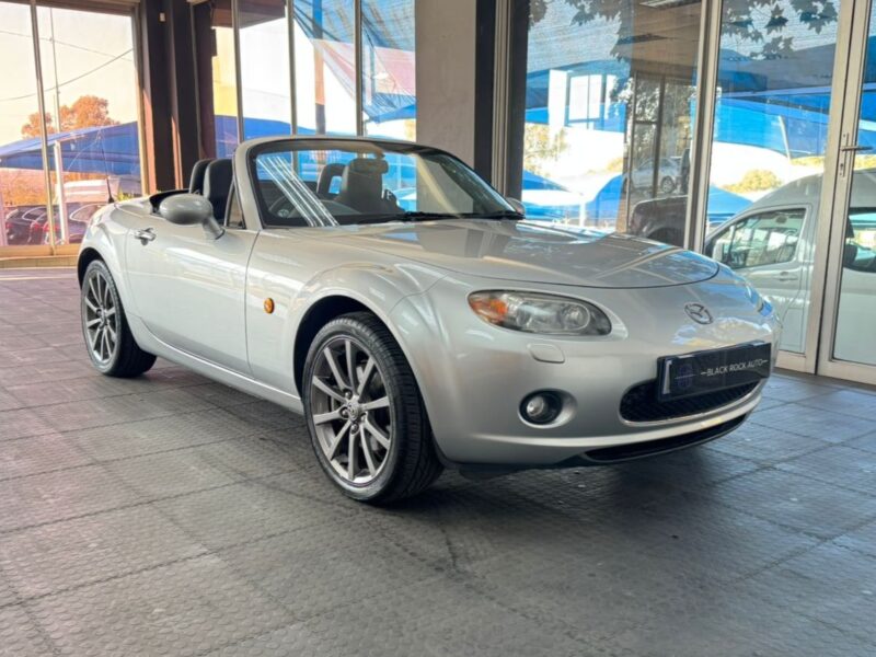 2009 Mazda MX-5 Roadster-Coupe