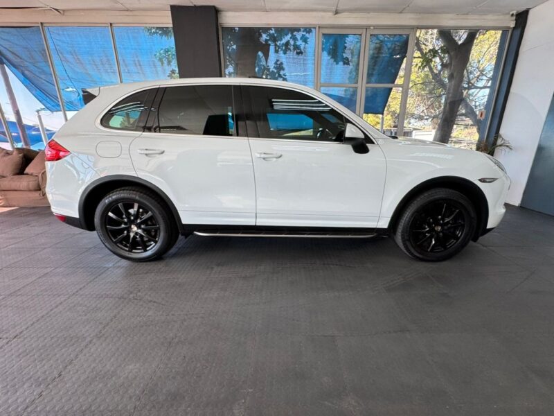 2012 Porsche Cayenne Diesel Auto