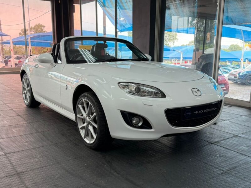 2012 Mazda MX-5 2.0 Roadster-Coupe