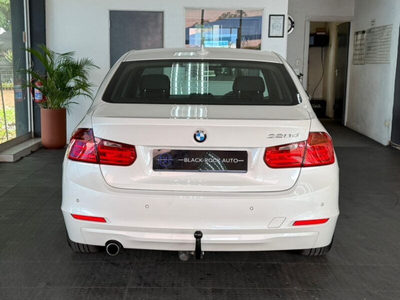 2015 BMW 320d Auto