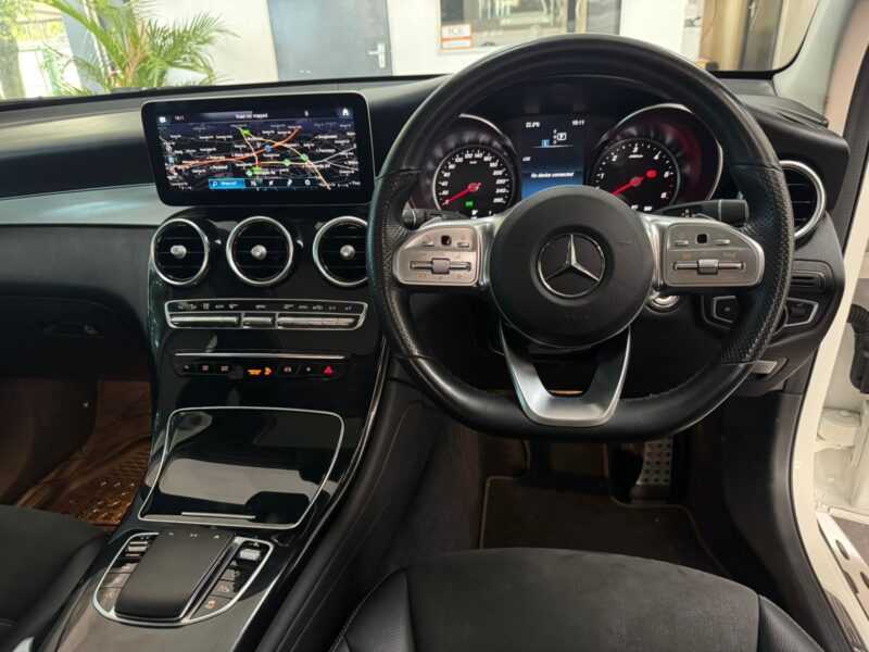 2022 Mercedes GLC220d AMG Auto