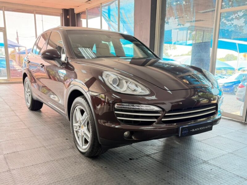 2014 Porsche Cayenne Diesel Platinum Edition