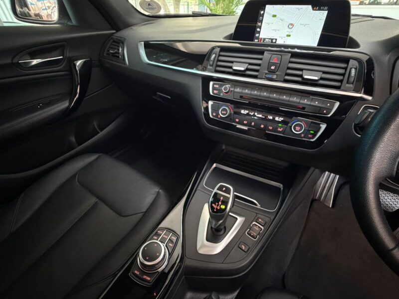 2019 BMW 120i 5-dr Auto