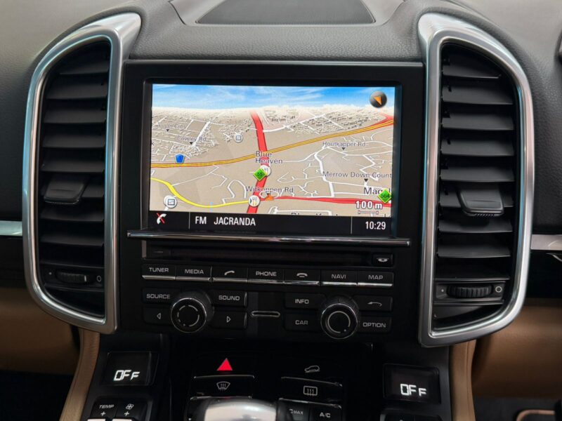 2014 Porsche Cayenne Diesel Platinum Edition