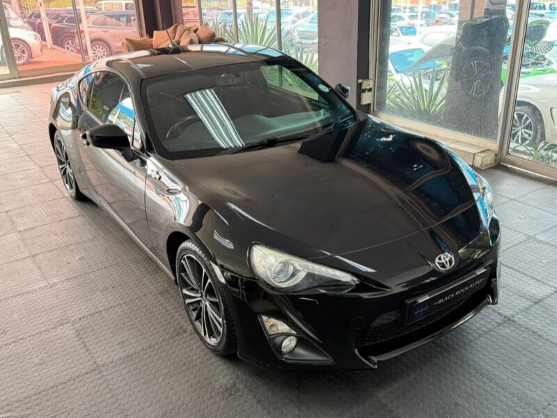 2013 Toyota 2.0 High