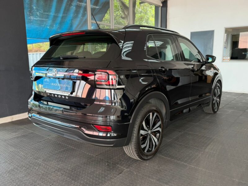 2020 VW T-Cross 1.0TSI Comfortline R-Line Auto