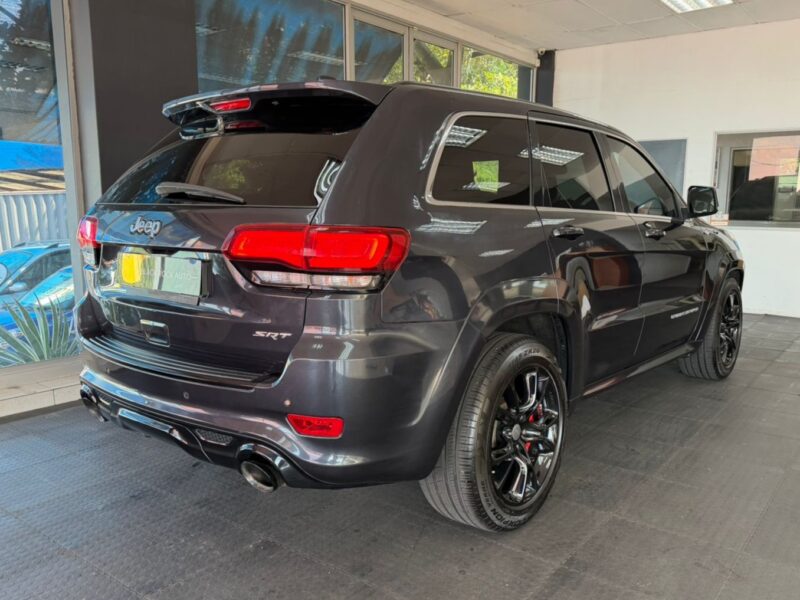 2015 Jeep Grand Cherokee SRT