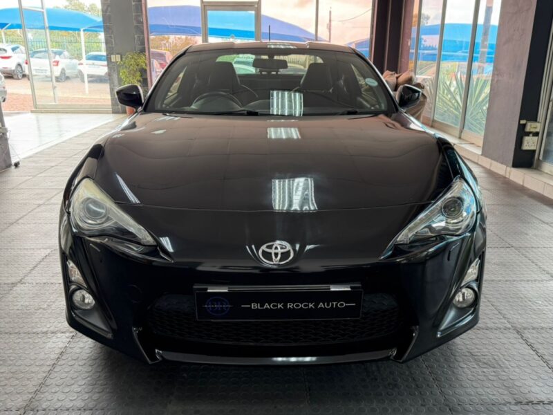 2013 Toyota 2.0 High