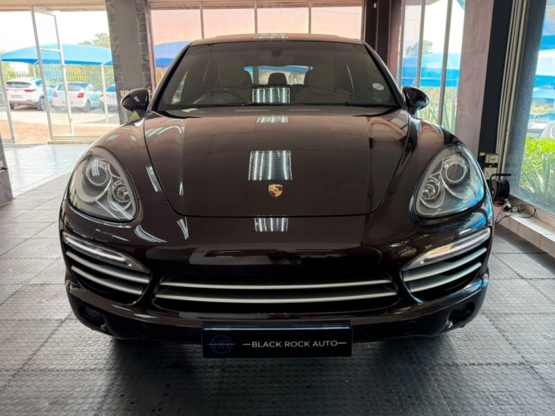 2014 Porsche Cayenne Diesel Platinum Edition