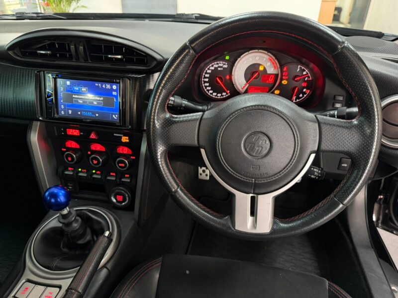 2013 Toyota 2.0 High