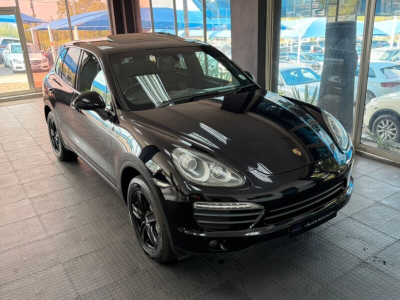 2010 Porsche Cayenne S Auto