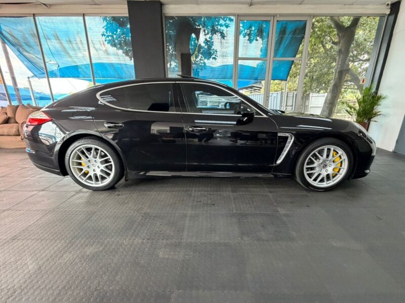 2009 Porsche Panamera Turbo