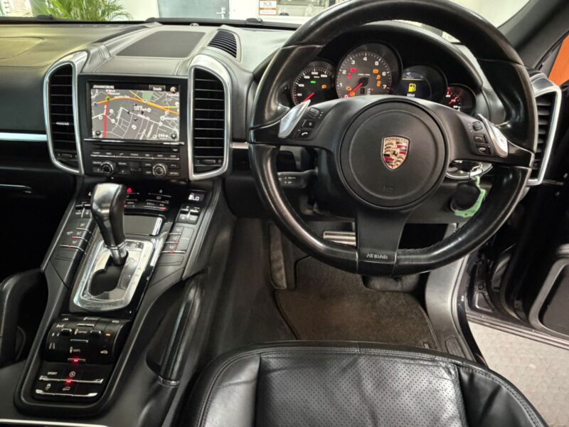 2010 Porsche Cayenne S Auto