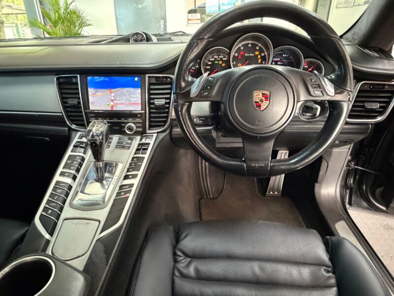 2009 Porsche Panamera Turbo