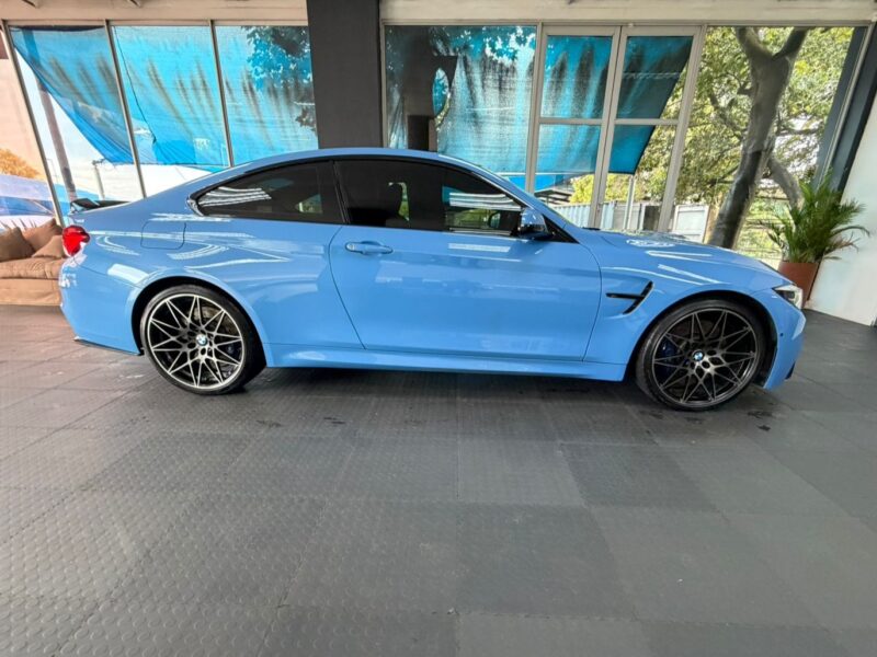 2019 BMW M4 Coupe Competition DCT