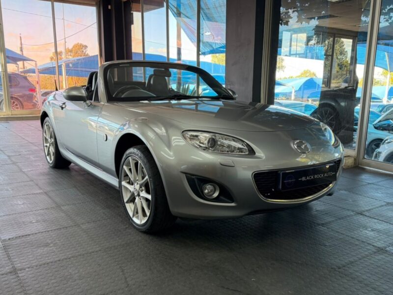 2011 Mazda MX-5 2.0 Roadster Coupe
