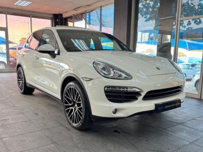 2011 Porsche Cayenne S Auto