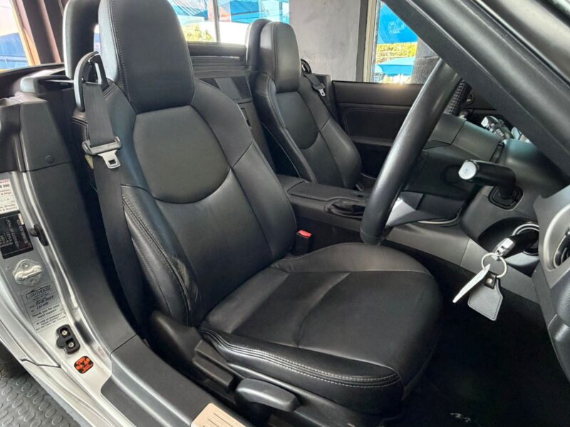 2011 Mazda MX-5 2.0 Roadster Coupe