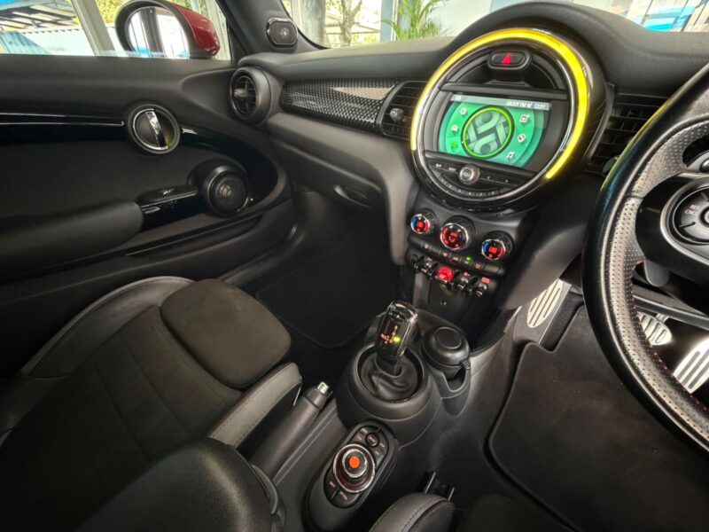 2020 MINI John Cooper Works Auto