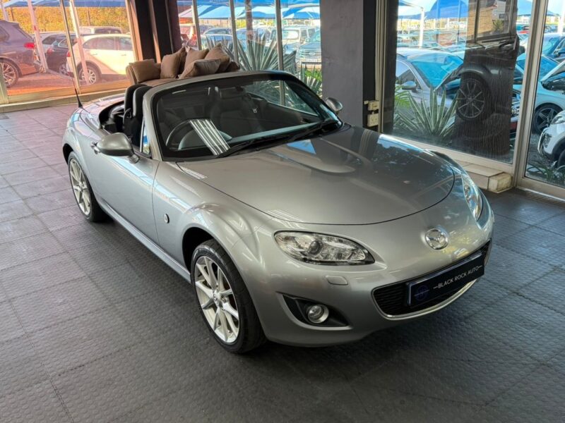 2011 Mazda MX-5 2.0 Roadster Coupe