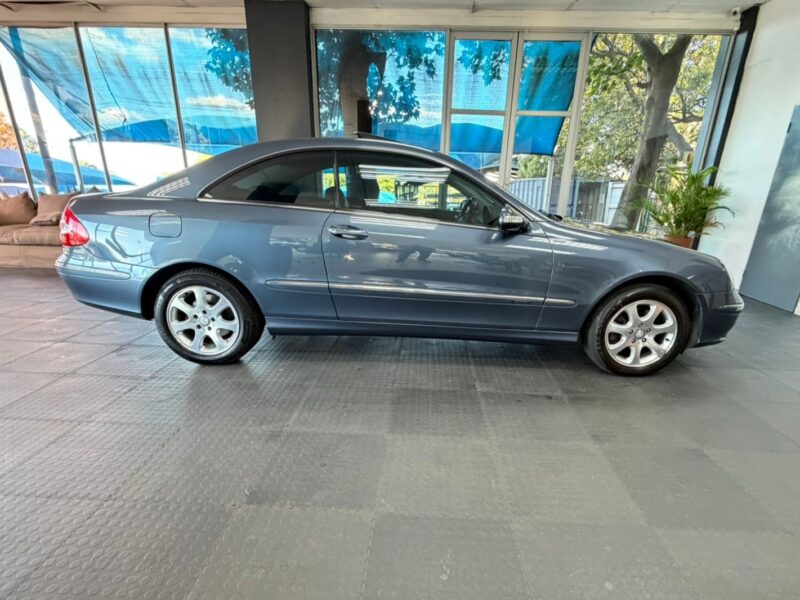 2002 Mercedes CLK320 Auto