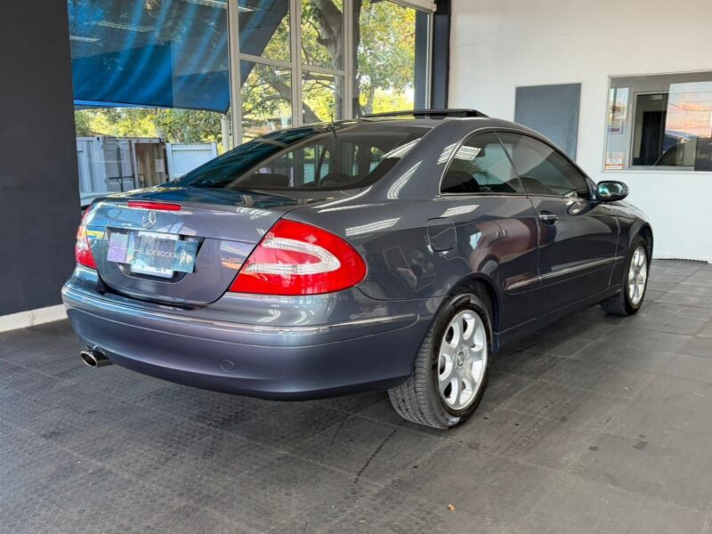 2002 Mercedes CLK320 Auto