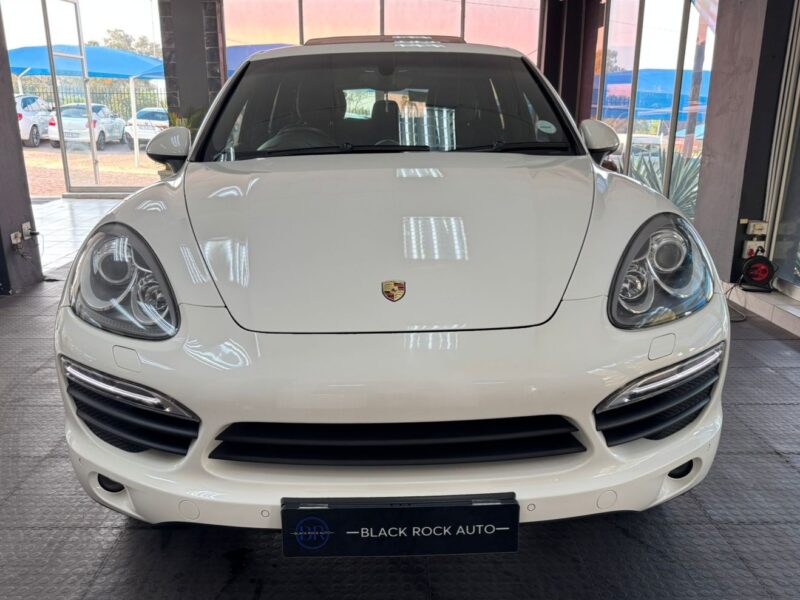 2011 Porsche Cayenne S Auto