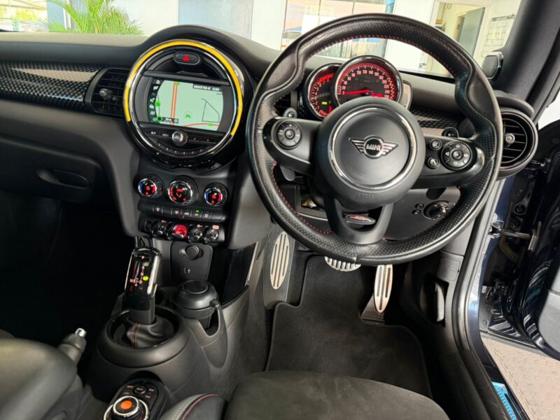 2020 MINI John Cooper Works Auto